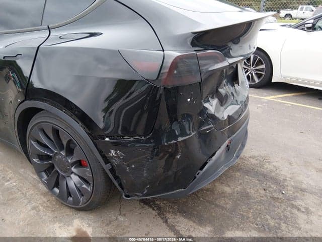 2024 TESLA MODEL Y PERFORMANCE DUAL MOTOR ALL-WHEEL DRIVE 6