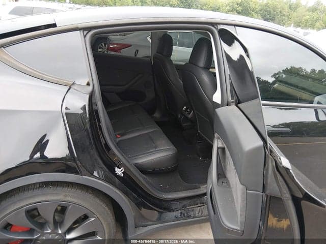 2024 TESLA MODEL Y PERFORMANCE DUAL MOTOR ALL-WHEEL DRIVE 8