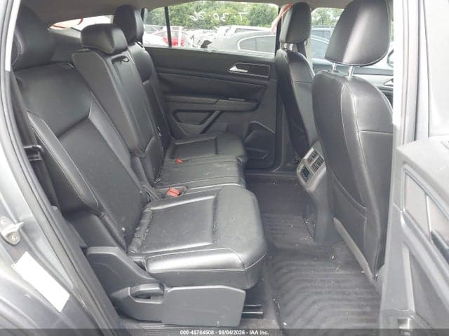 2018 VOLKSWAGEN ATLAS 3.6L V6 SE 8