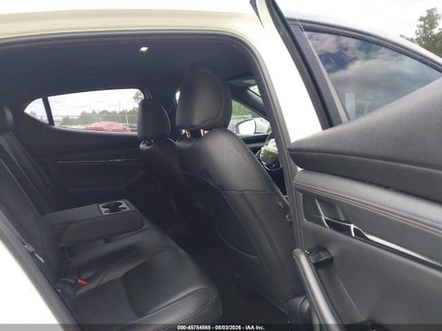 2019 MAZDA MAZDA3 PREFERRED PACKAGE 8