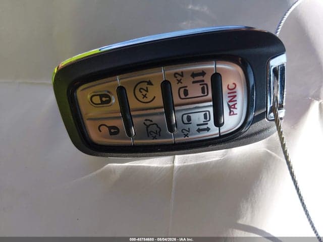 2026 CHRYSLER PACIFICA SELECT 11
