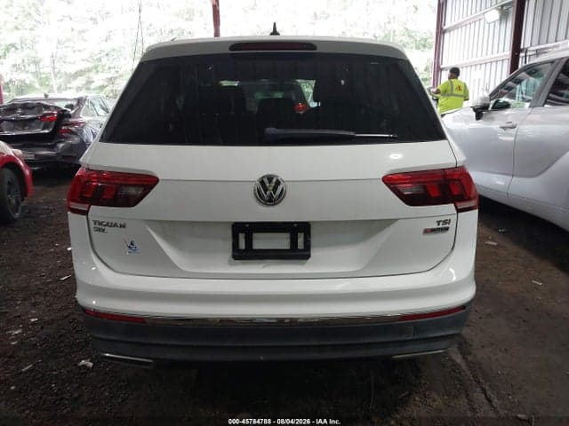 2018 VOLKSWAGEN TIGUAN 2.0T SE/2.0T SEL 16