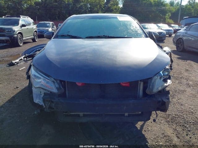 2017 TOYOTA CAMRY SE 12