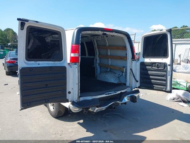 2017 GMC SAVANA 2500 WORK VAN 3