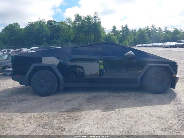 2025 TESLA CYBERTRUCK ALL-WHEEL DRIVE 12