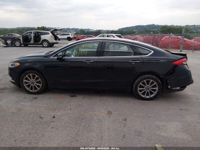 2017 FORD FUSION SE 15