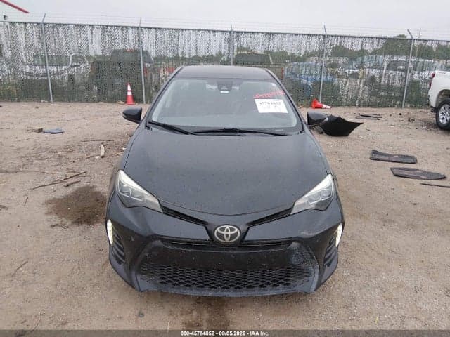 2017 TOYOTA COROLLA SE 12