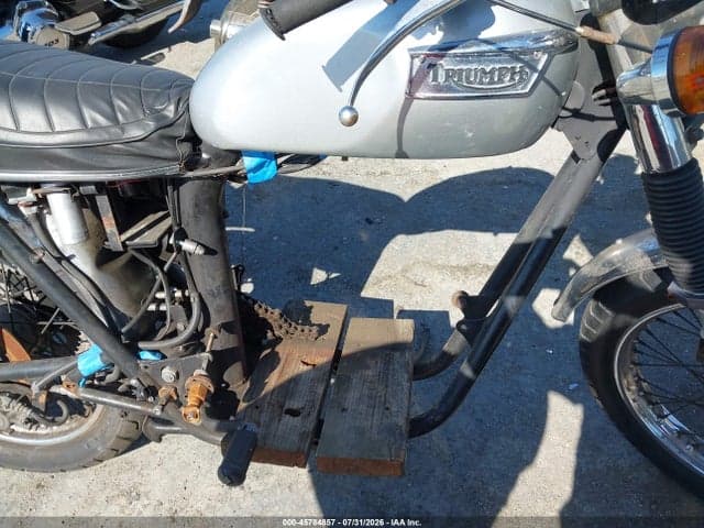 1978 TRIUMPH BONNEVILLE 8