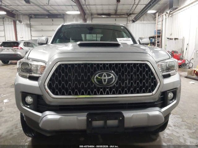 2019 TOYOTA TACOMA TRD SPORT 13