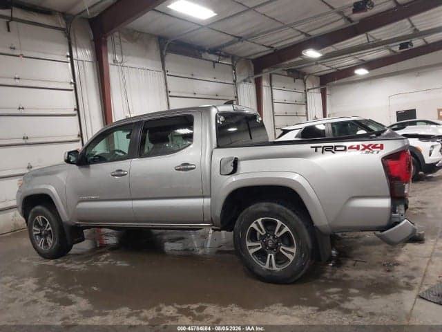 2019 TOYOTA TACOMA TRD SPORT 15