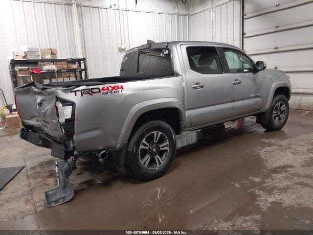 2019 TOYOTA TACOMA TRD SPORT 4