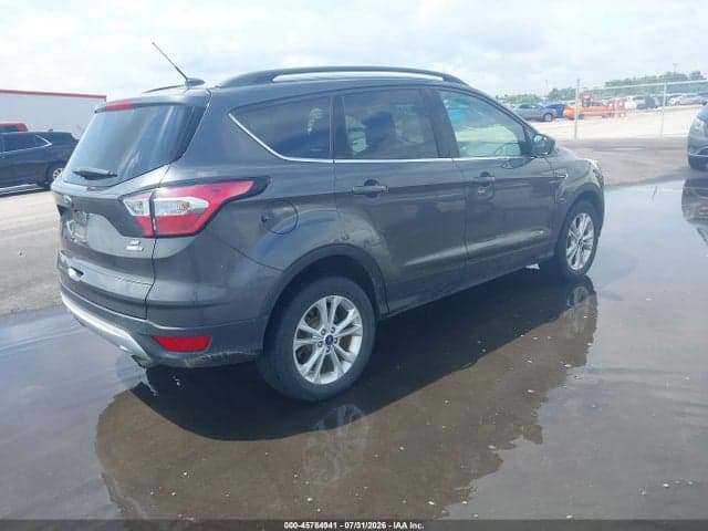 2018 FORD ESCAPE SE 4