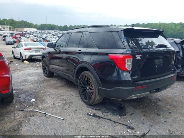 2022 FORD EXPLORER XLT 3