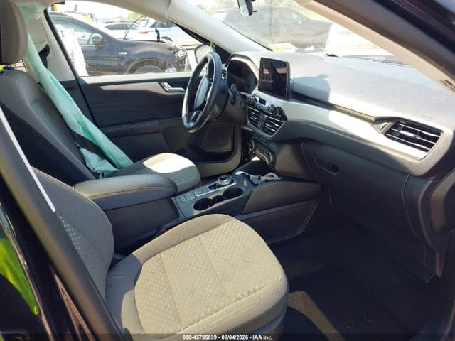 2021 FORD ESCAPE SE 5