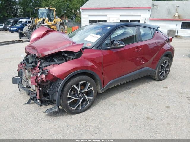 2019 TOYOTA C-HR XLE 2