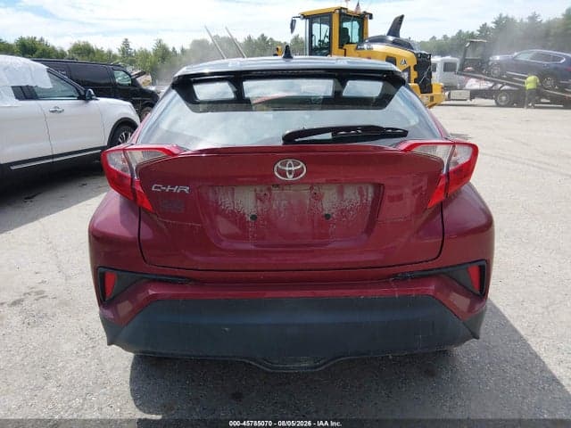 2019 TOYOTA C-HR XLE 17