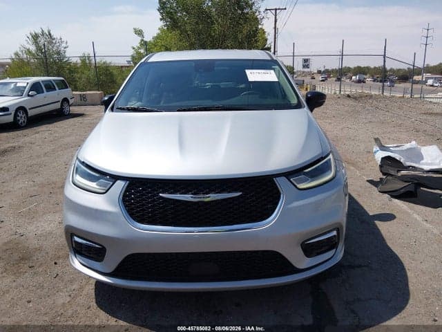 2024 CHRYSLER PACIFICA TOURING L 12