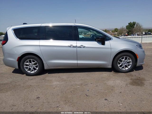2024 CHRYSLER PACIFICA TOURING L 13