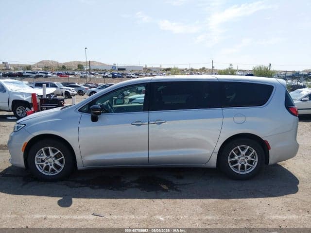 2024 CHRYSLER PACIFICA TOURING L 14
