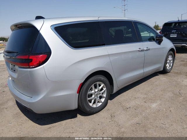 2024 CHRYSLER PACIFICA TOURING L 4