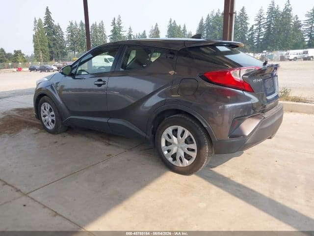 2019 TOYOTA C-HR LE 3