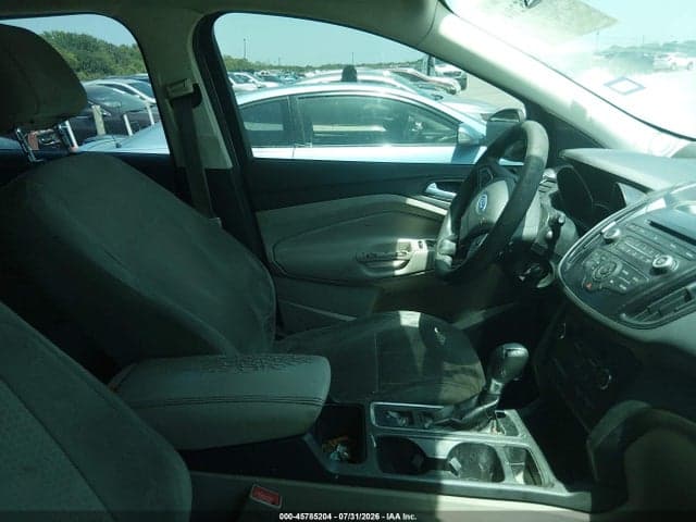 2017 FORD ESCAPE SE 5