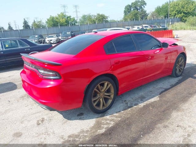 2017 DODGE CHARGER SE RWD 4