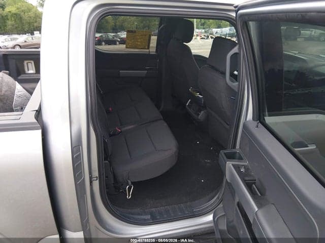 2025 FORD F-150 XLT 8