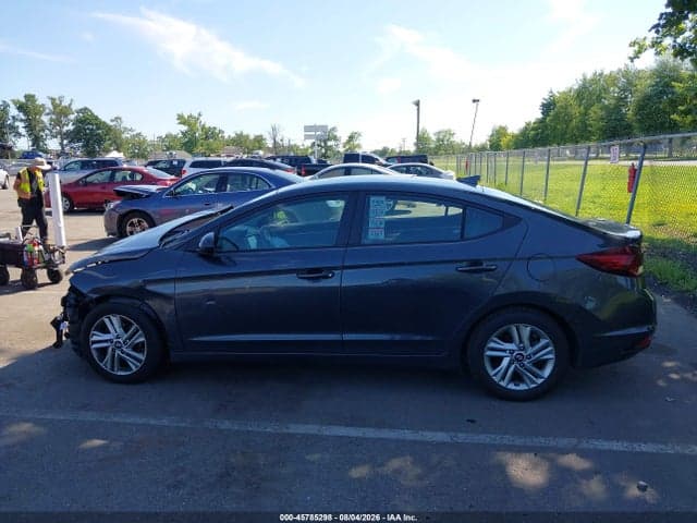 2020 HYUNDAI ELANTRA SEL 14