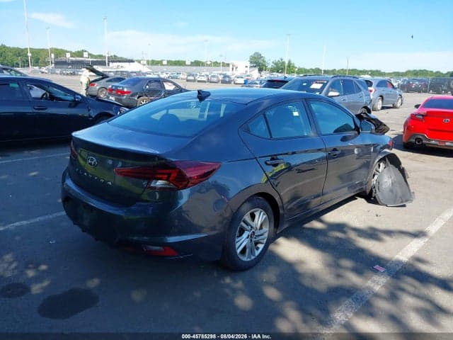 2020 HYUNDAI ELANTRA SEL 4