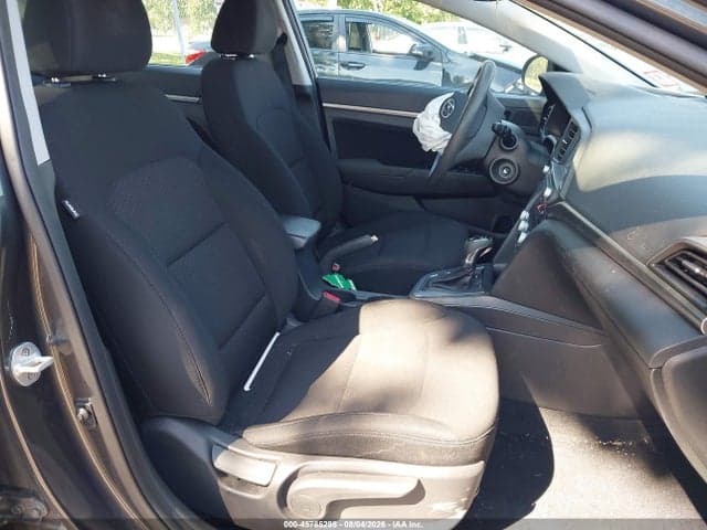2020 HYUNDAI ELANTRA SEL 5