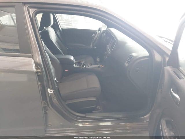 2018 DODGE CHARGER SXT RWD 5