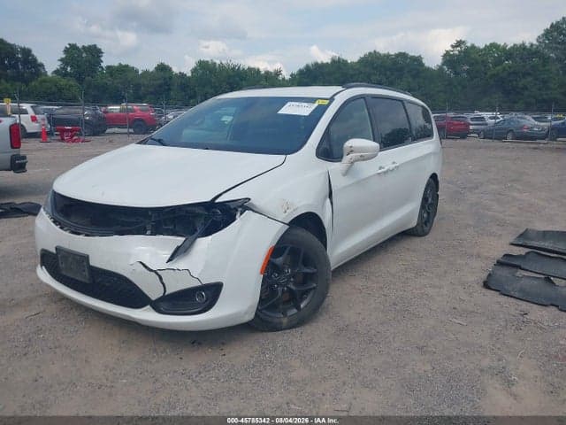 2019 CHRYSLER PACIFICA TOURING L 2