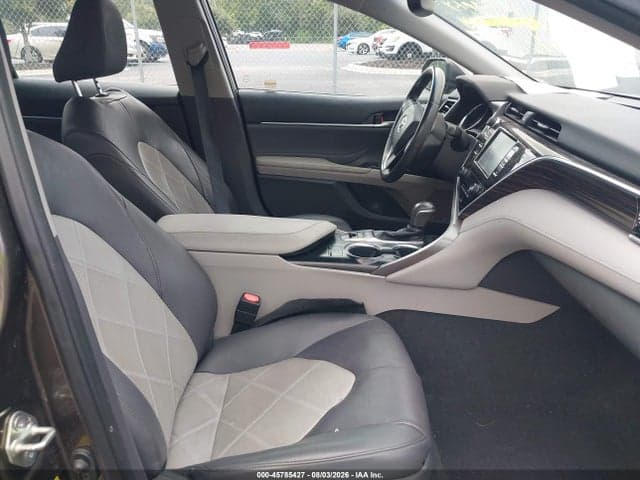 2018 TOYOTA CAMRY XLE 5