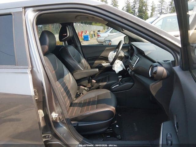 2018 NISSAN KICKS SR 5