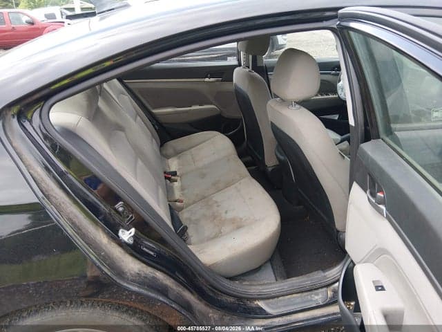 2020 HYUNDAI ELANTRA SEL 8