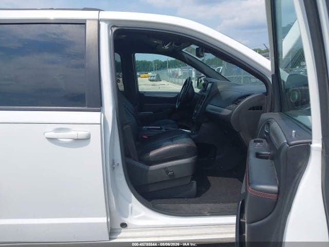 2019 DODGE GRAND CARAVAN GT 5