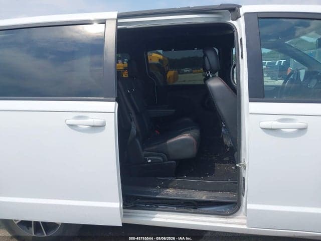 2019 DODGE GRAND CARAVAN GT 8