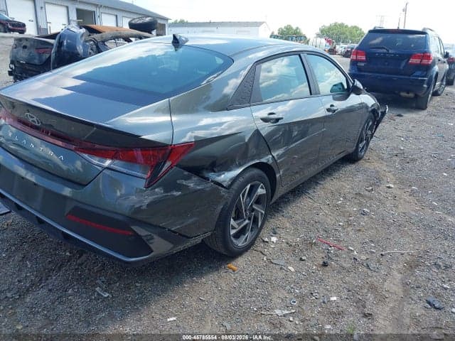 2025 HYUNDAI ELANTRA SEL SPORT 4