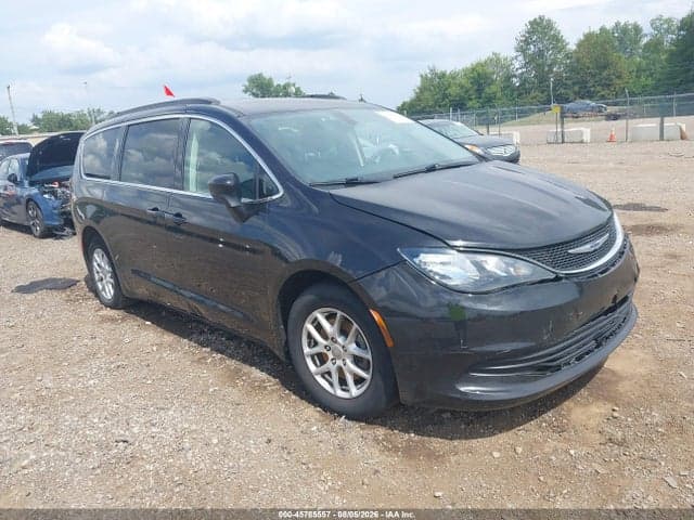 2020 CHRYSLER VOYAGER LXI