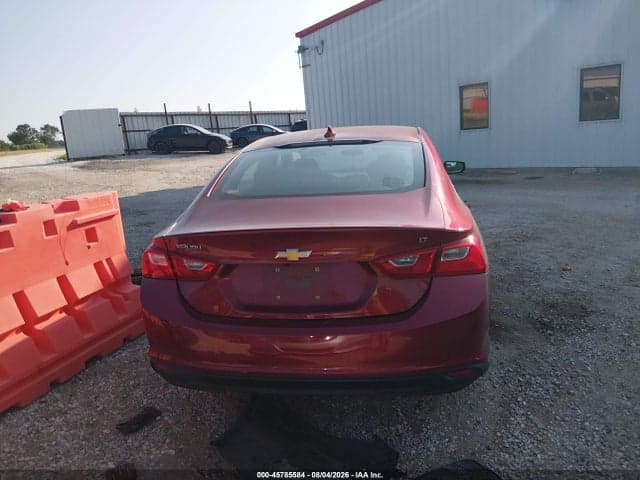 2017 CHEVROLET MALIBU 1LT 16