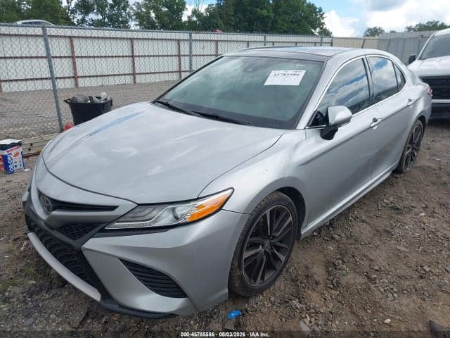 2020 TOYOTA CAMRY XSE 2