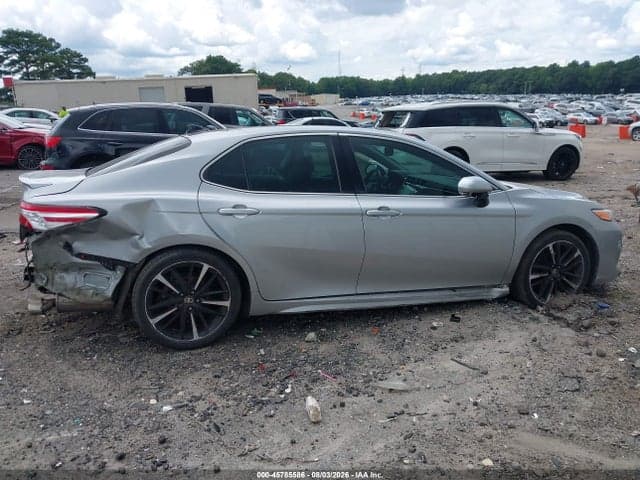 2020 TOYOTA CAMRY XSE 13