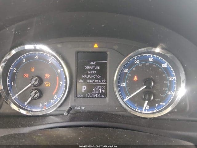 2019 TOYOTA COROLLA LE 7