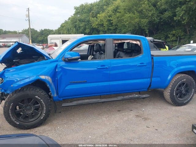 2020 TOYOTA TACOMA TRD SPORT 14