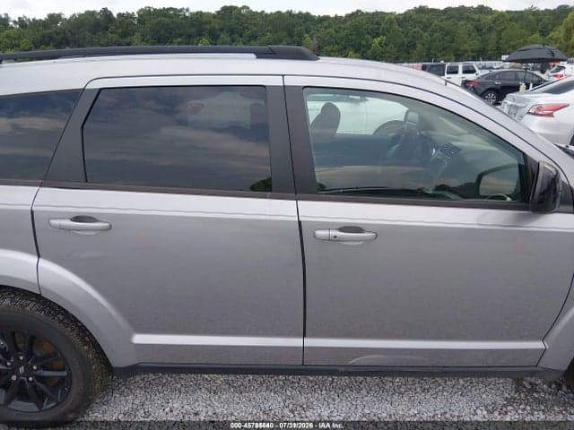2019 DODGE JOURNEY SE 13