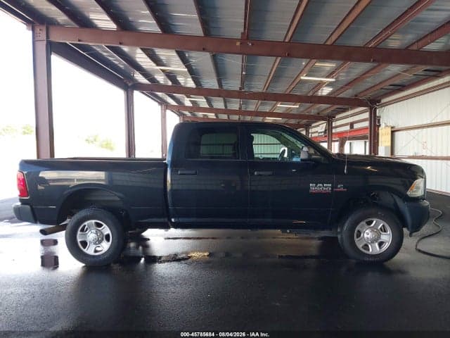 2017 RAM 3500 TRADESMAN 4X4 6'4 BOX 19