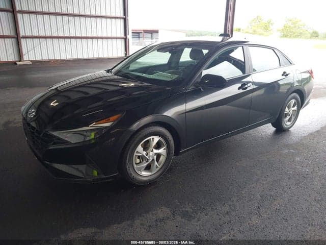 2023 HYUNDAI ELANTRA SE 2