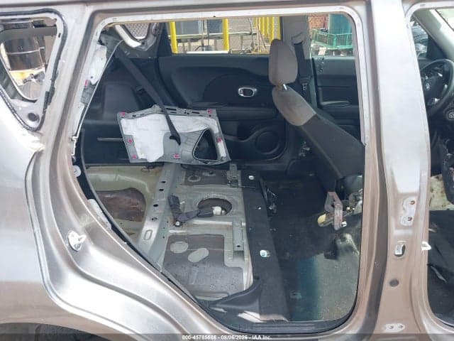 2018 KIA SOUL + 8