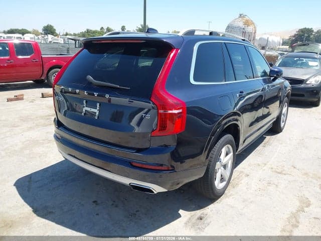 2017 VOLVO XC90 T5 MOMENTUM 4
